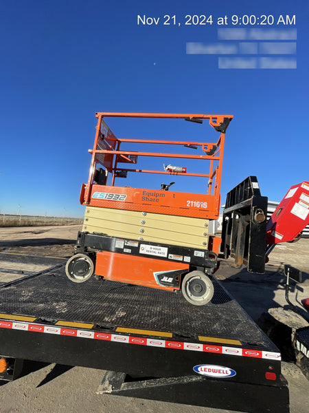 2022 JLG ES1932