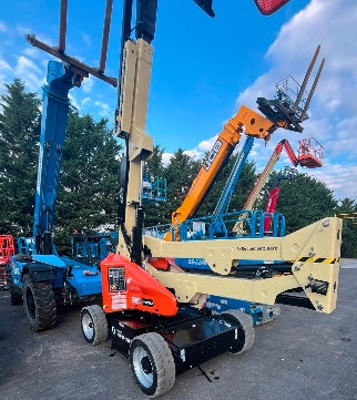 2024 JLG E450AJ