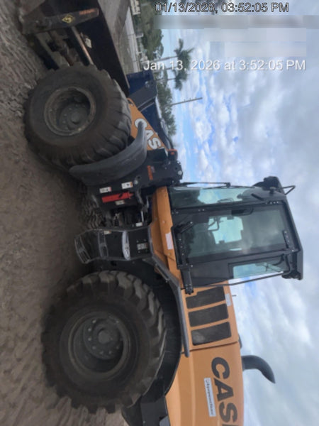 2023 CASE 621G