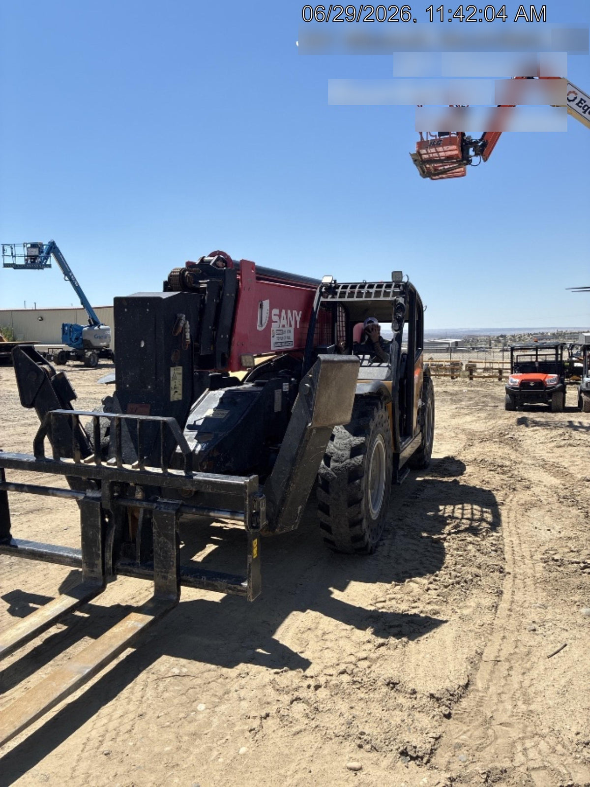 2021 SANY STH1256