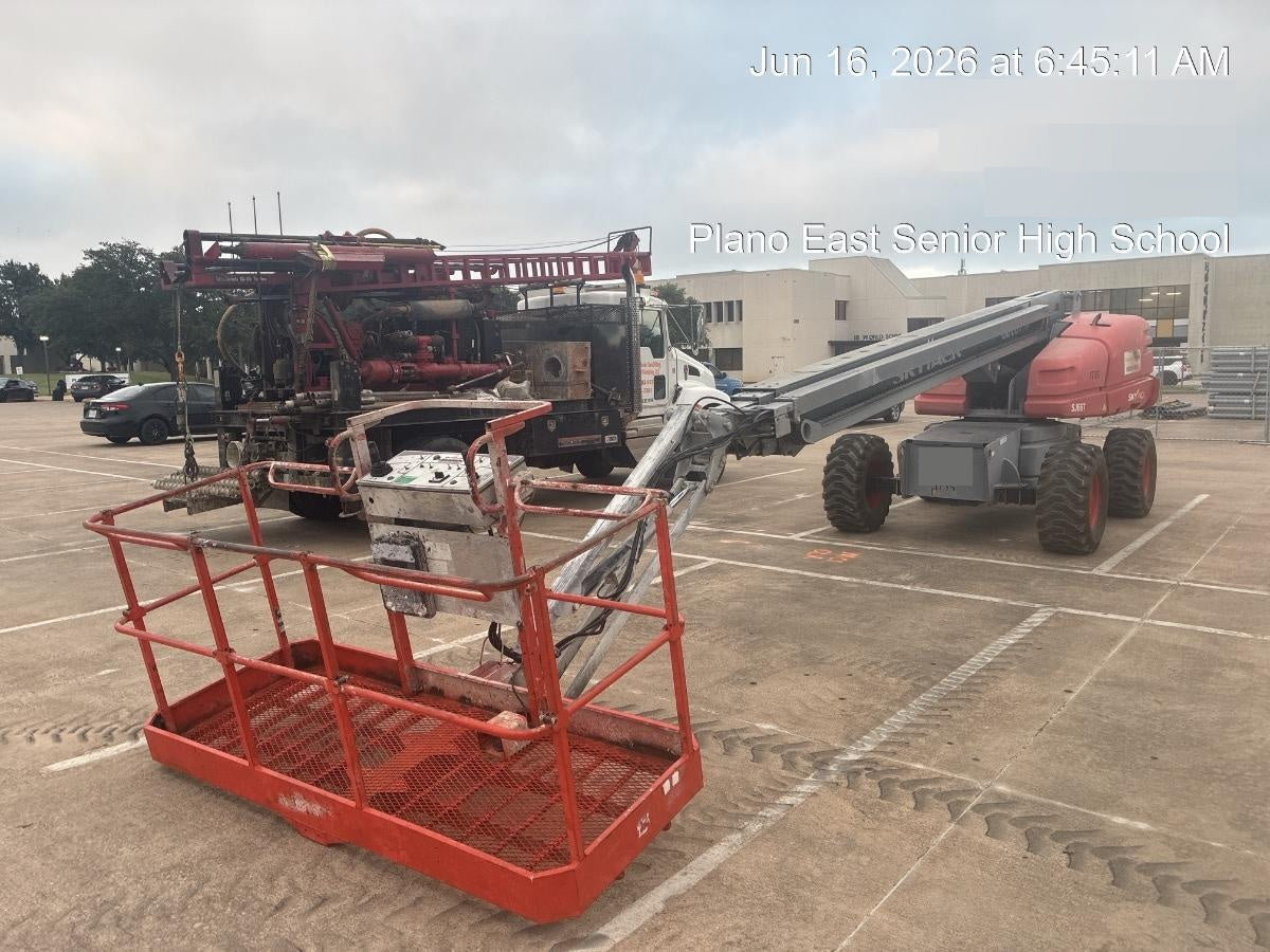 2016 SKYJACK SJ66T