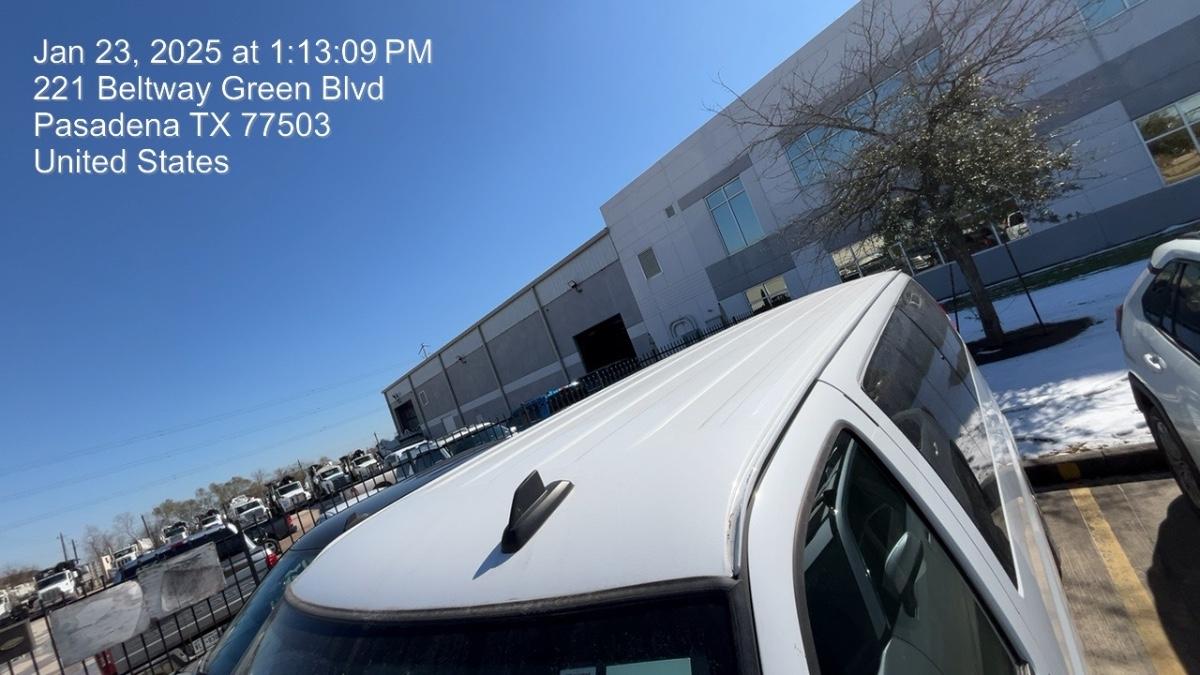 2023 CHEVROLET Express Van - Rental