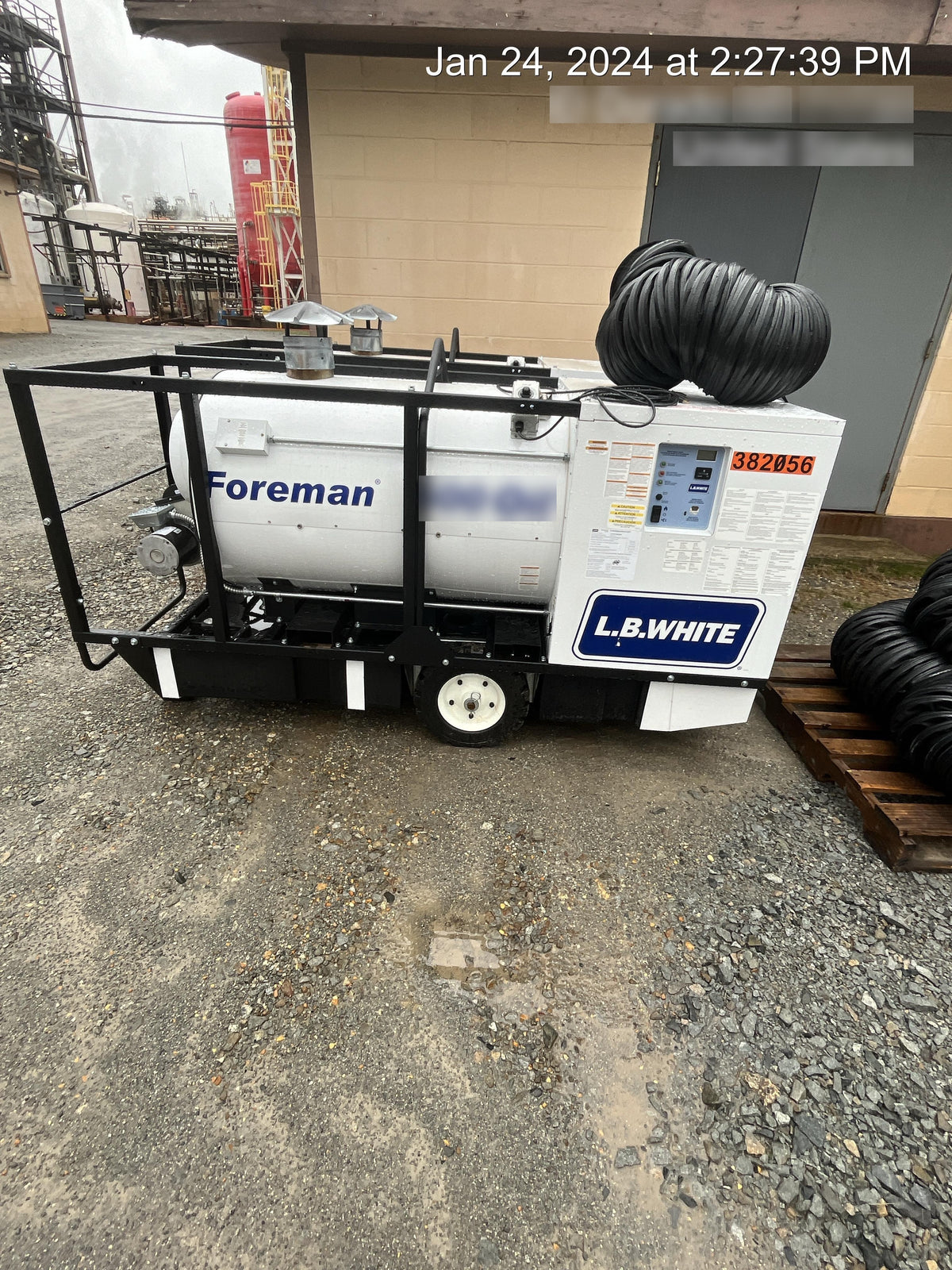 2024 LB WHITE Foreman 500 Oil