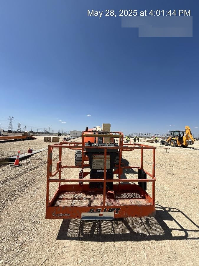 2019 JLG 450AJ