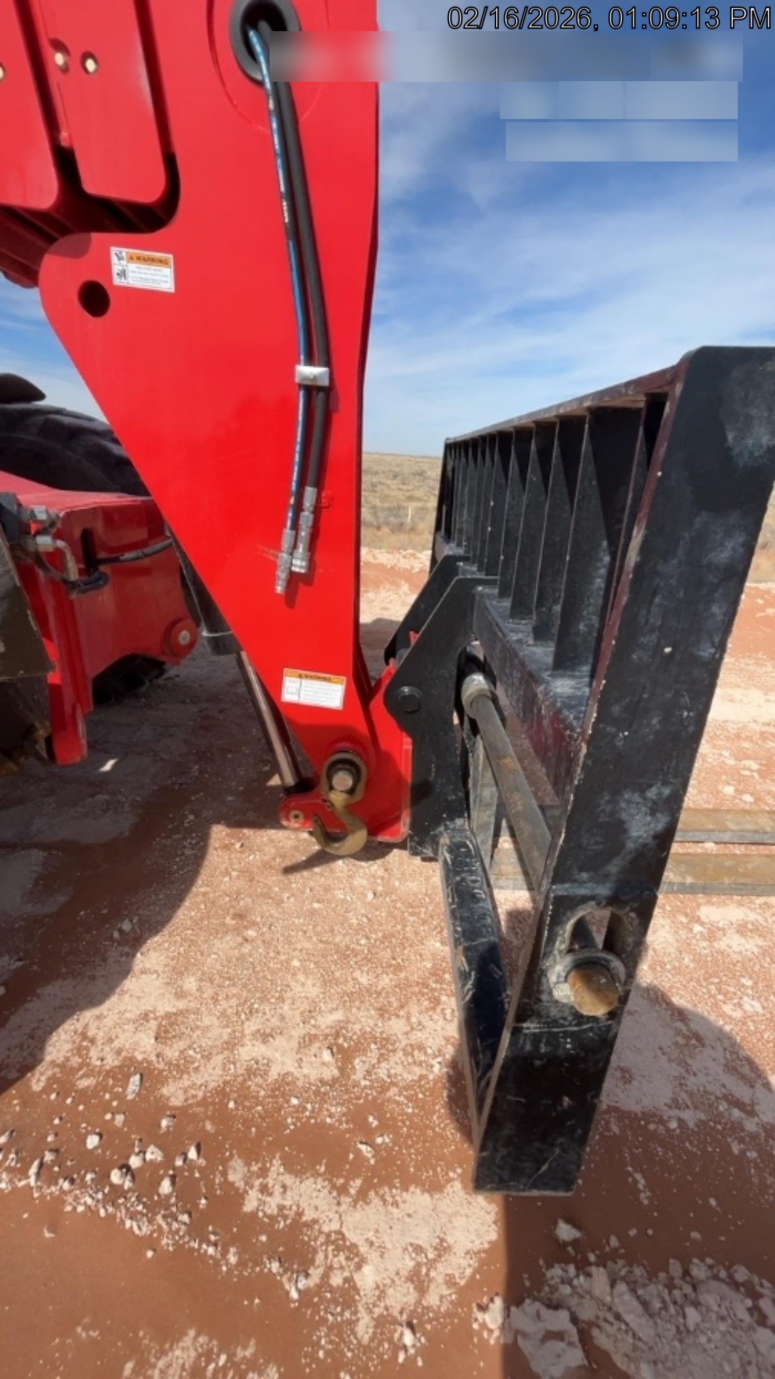 2025 MANITOU MTA1055