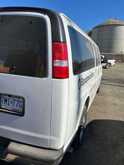 2025 CHEVROLET Express Van - Rental
