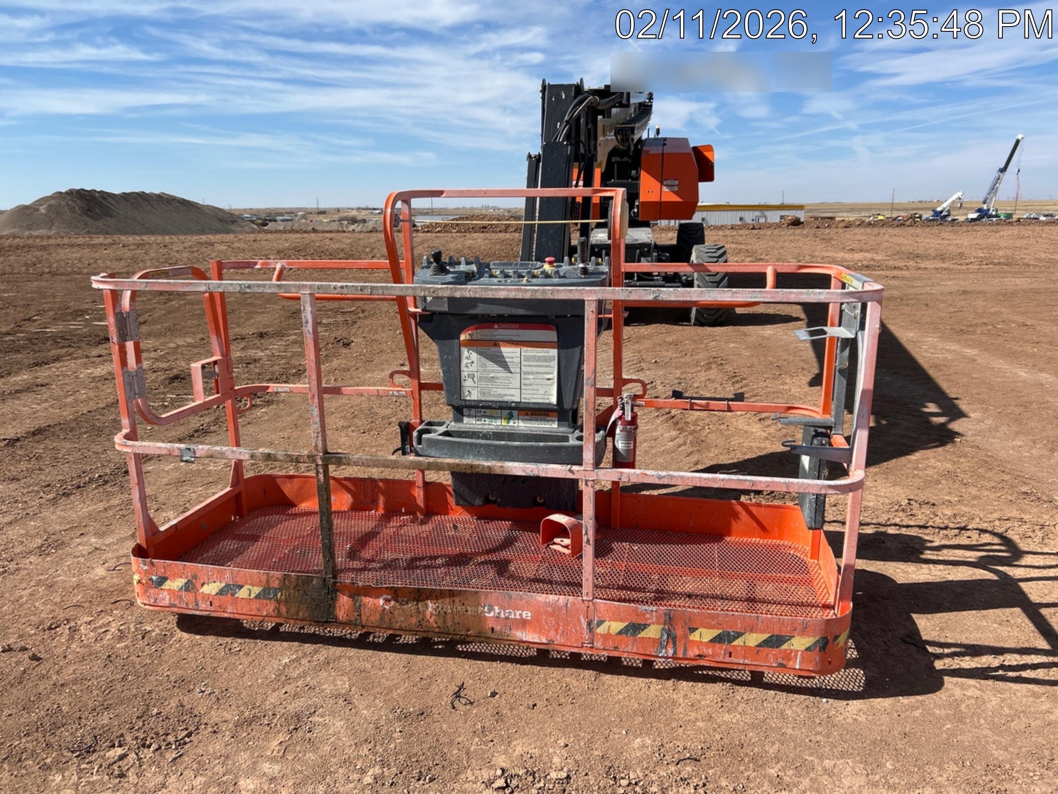 2024 JLG 860SJ