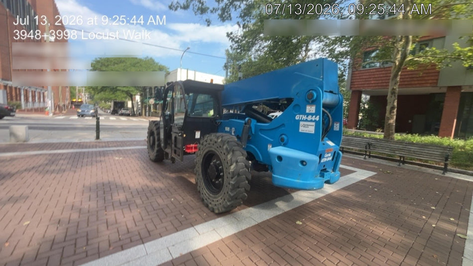 2021 GENIE GTH-844