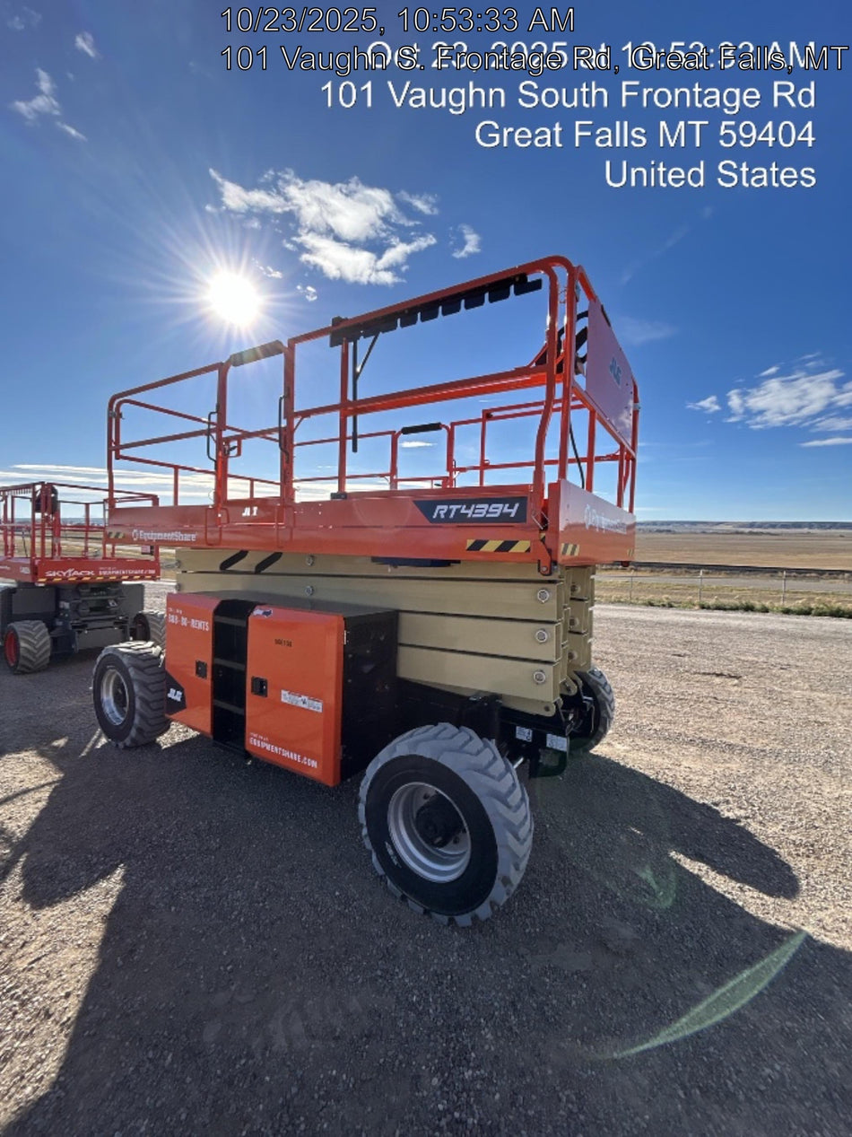 2025 JLG RT4394