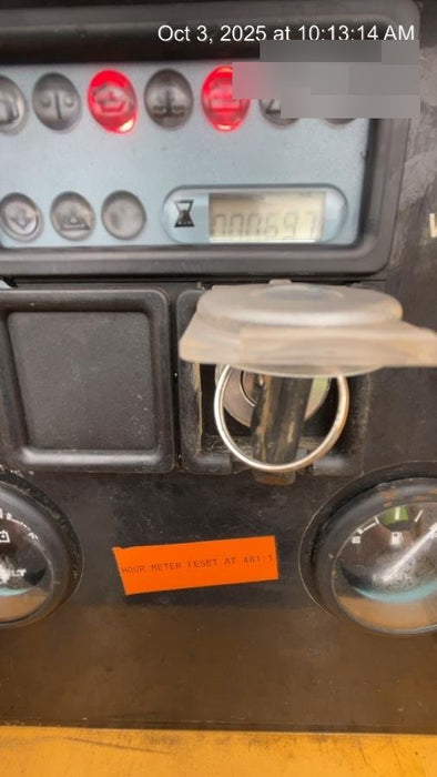 2022 Vac-Tron LP573XDT T4 Koehler Diesel Engine, 500 Gallon Debris Tank, x2 100 Gallon Water Tanks