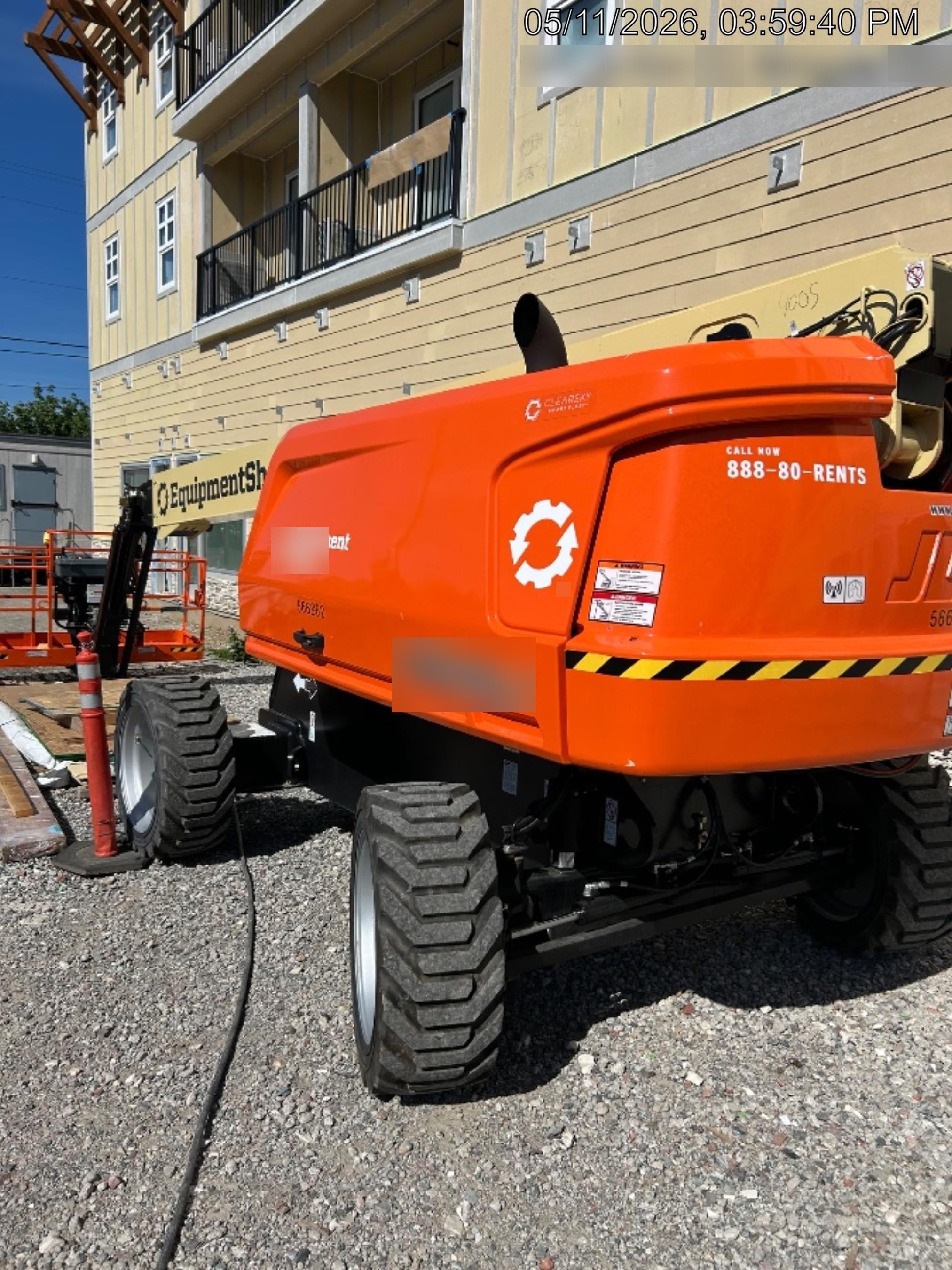 2025 JLG 660SJ