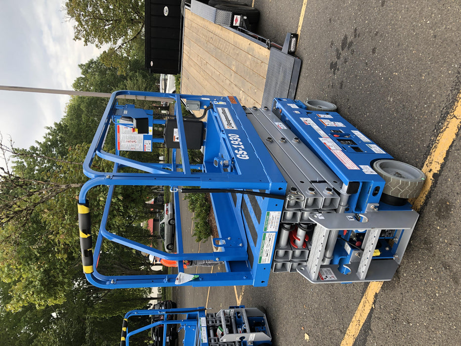 2020 Genie GS-1930 Fixed rails with chain entry gate - Pre A92.20, 800W Inverter