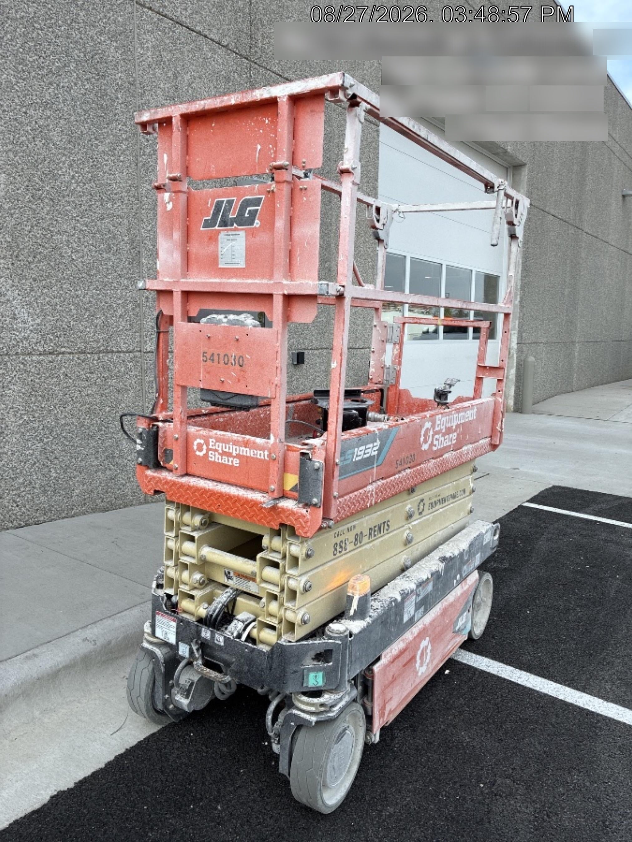 2025 JLG ES1932