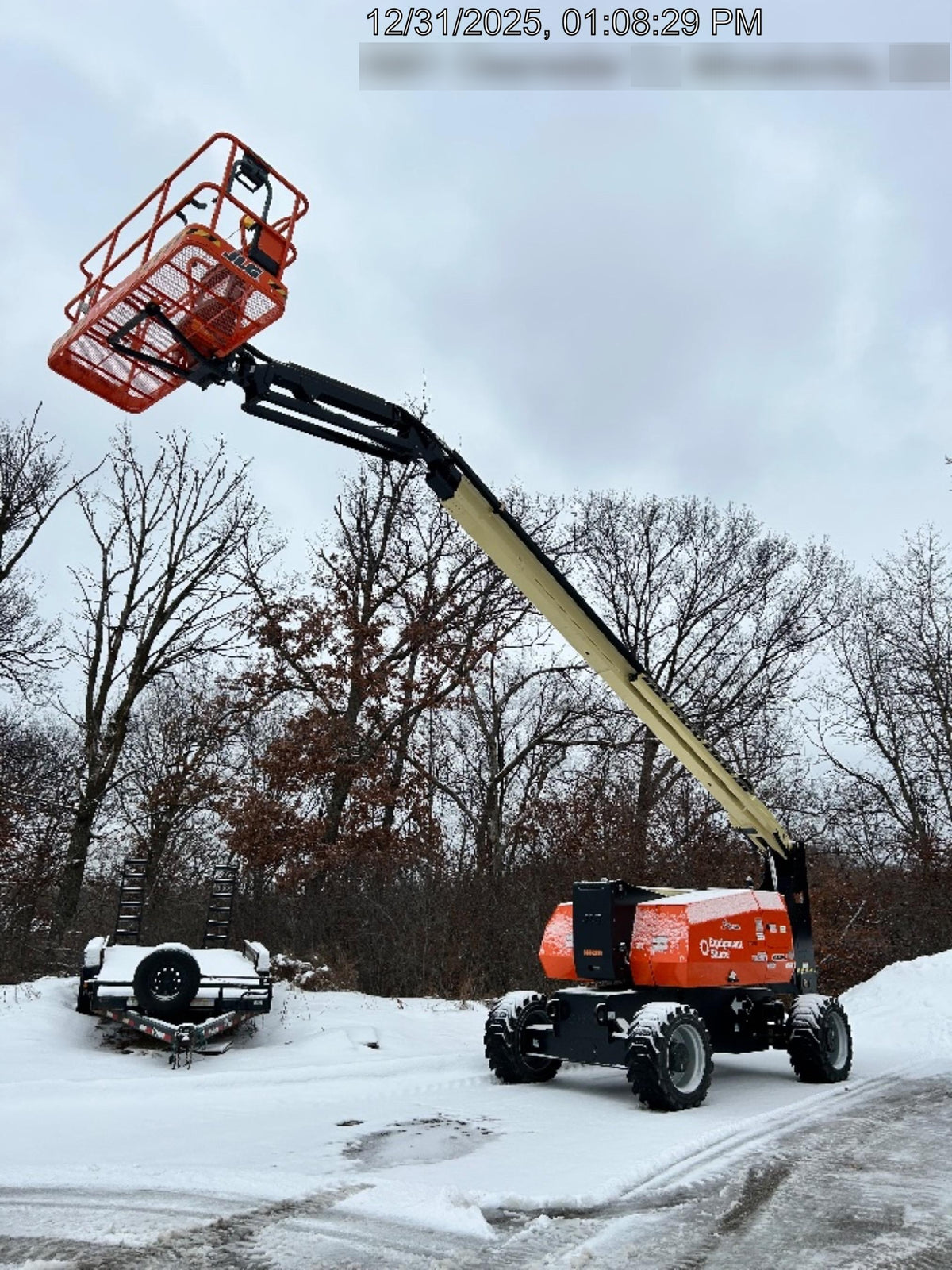 2025 JLG 800AJ