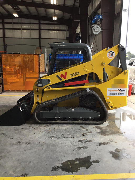 2018 Wacker Neuson ST31 ST31 8k Tracked Skid Loader, 2 Speed, Bucket Leveling, Selectable EH Controls, PreCleaner, BUCKET 75" LPSF, Bolt on Tooth Assembly
