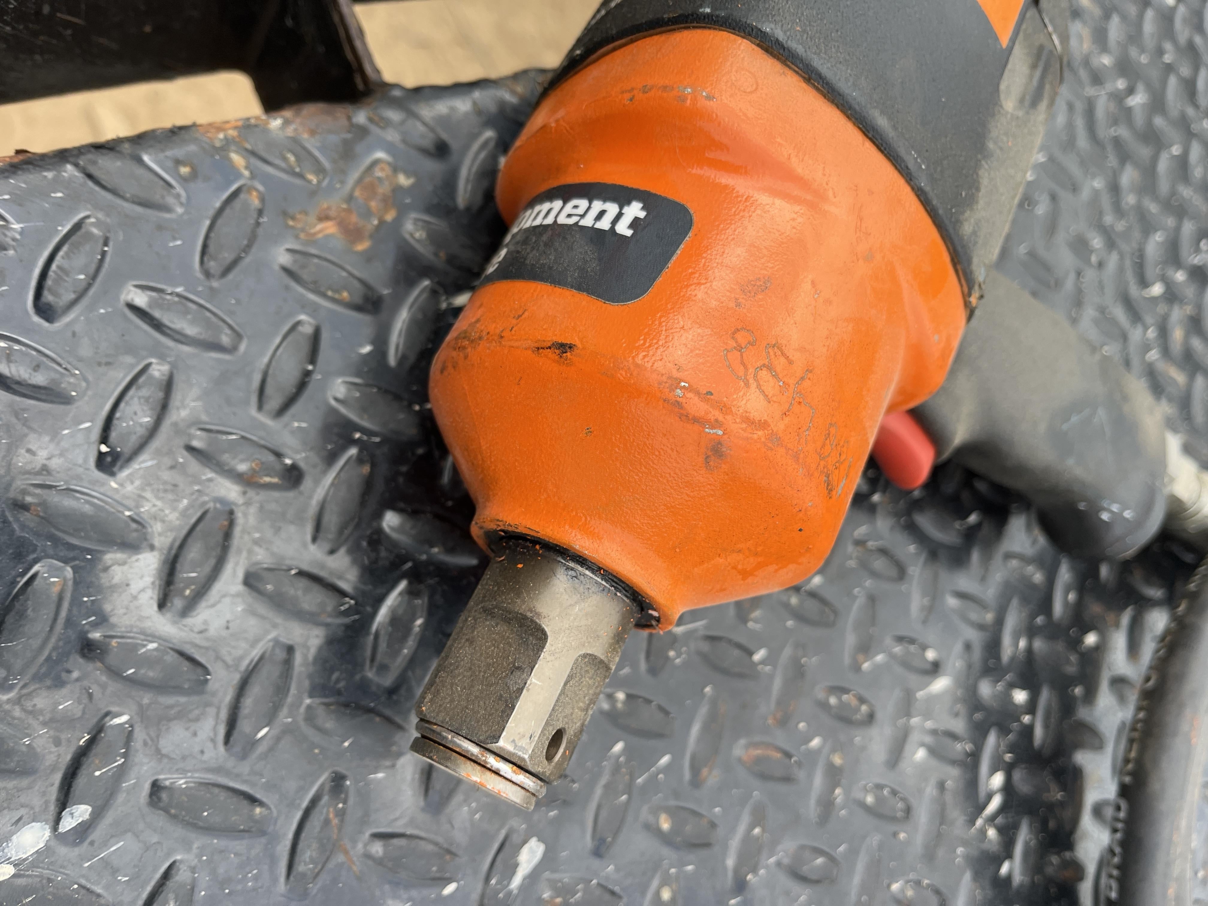 2021 MICHIGAN PNEUMATIC 751SS