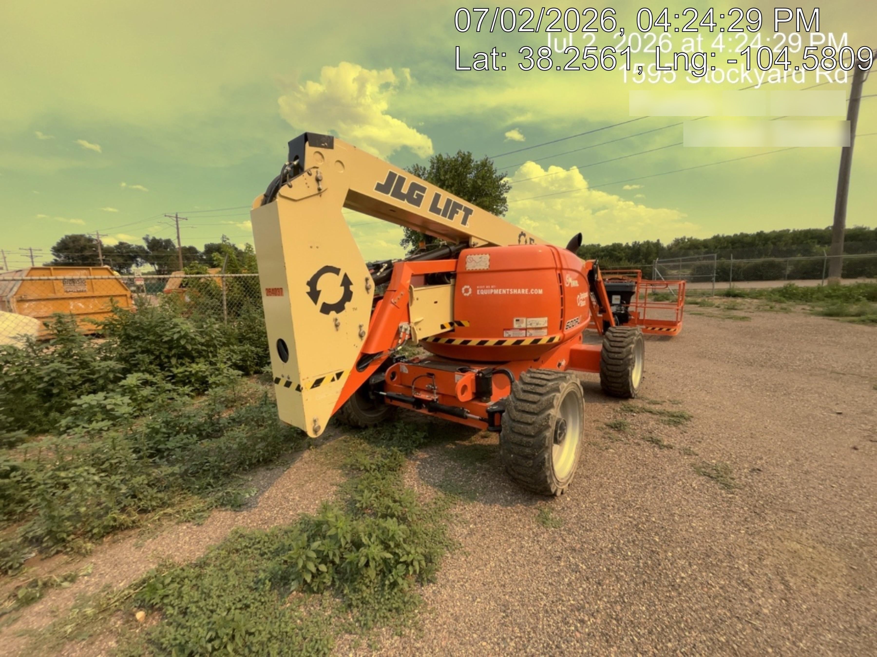 2022 JLG 600AJ