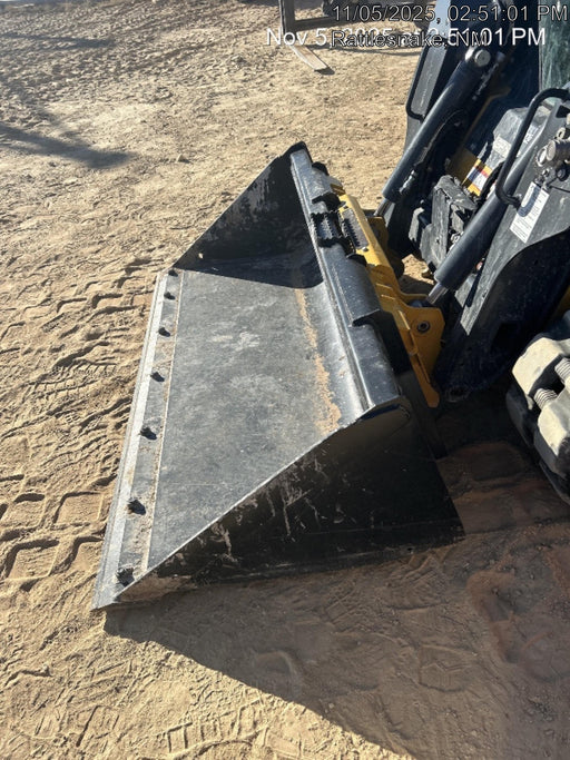 2025 JOHN DEERE 72" Skid Loader Bucket - John Deere C72