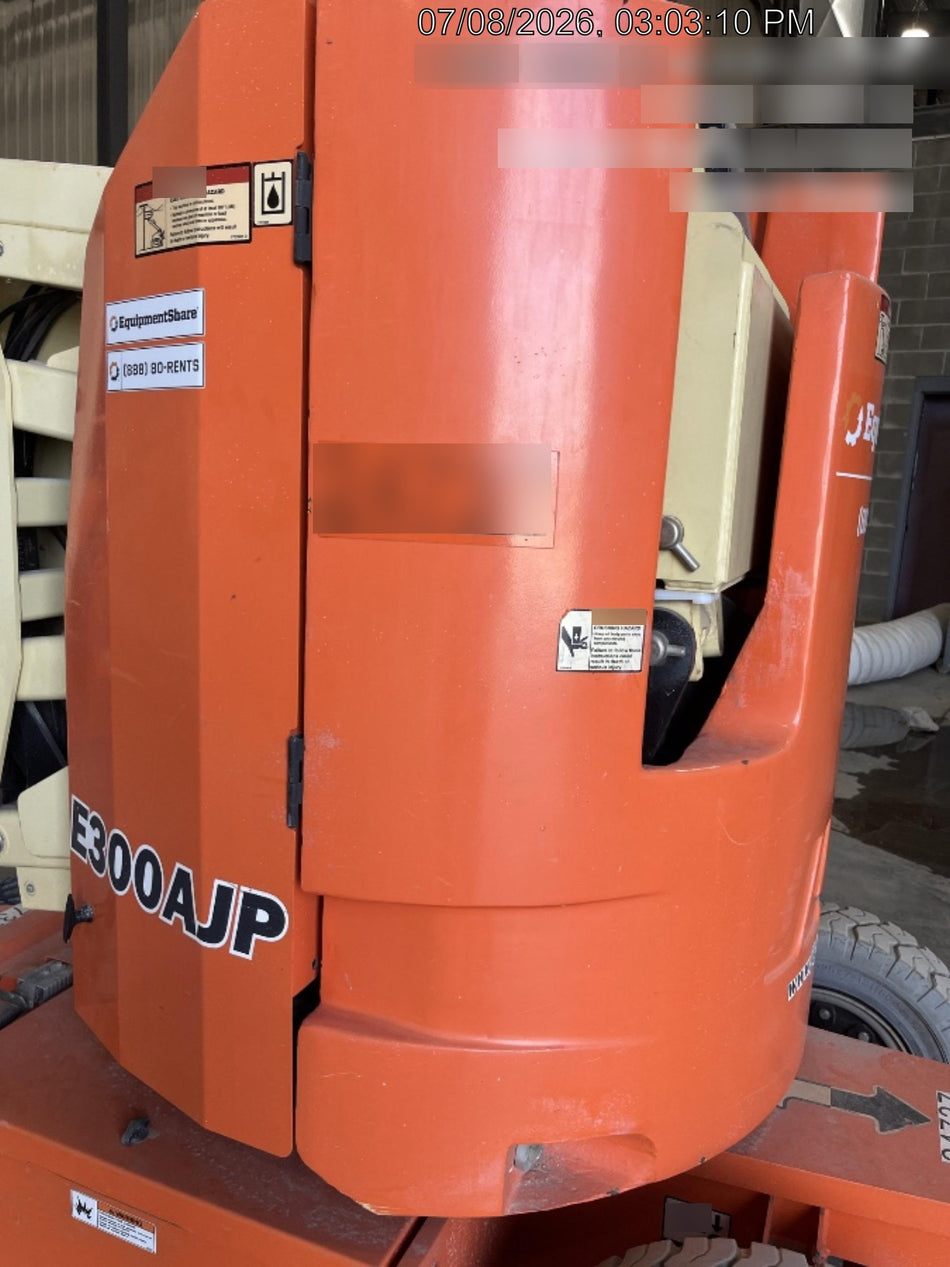2019 JLG E300AJP