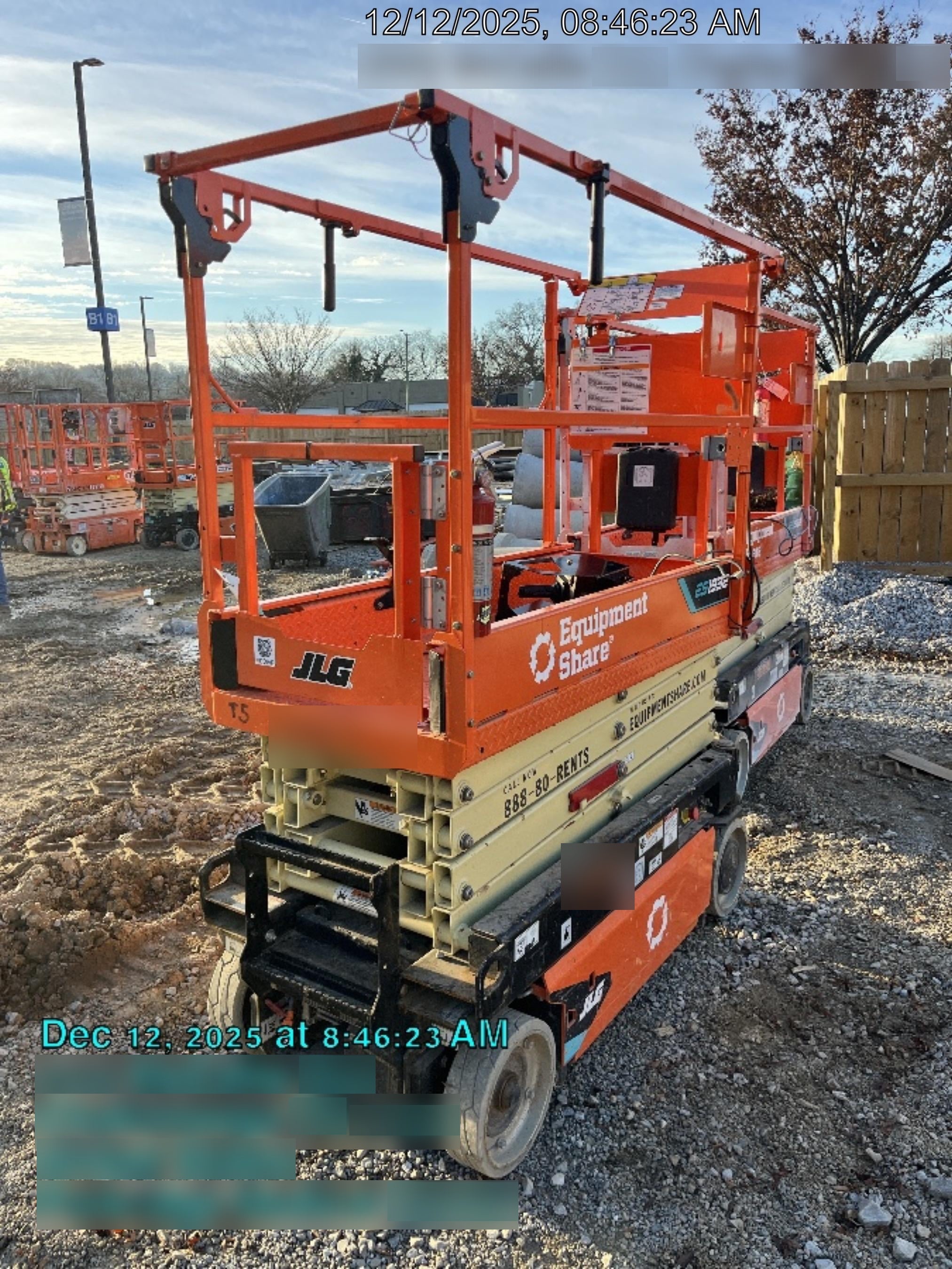 2025 JLG ES1932