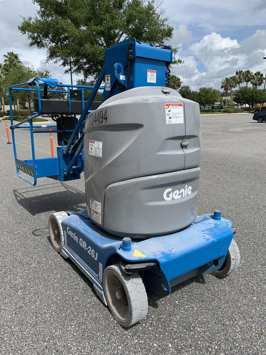 2020 GENIE GR-26J