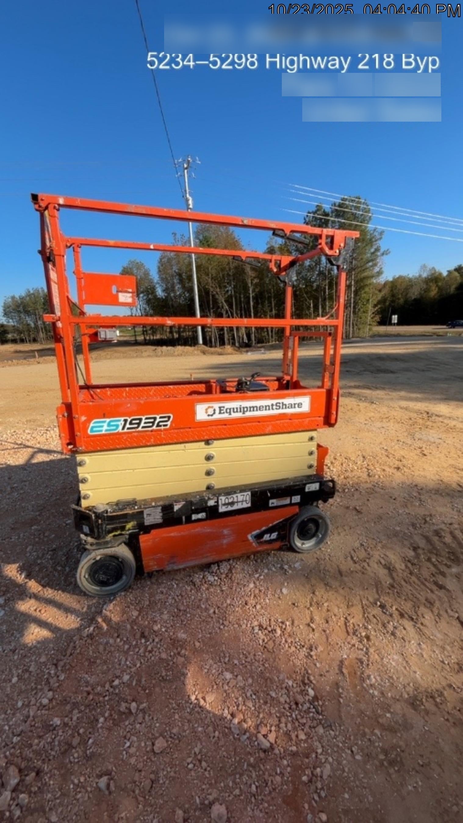 2021 JLG ES1932