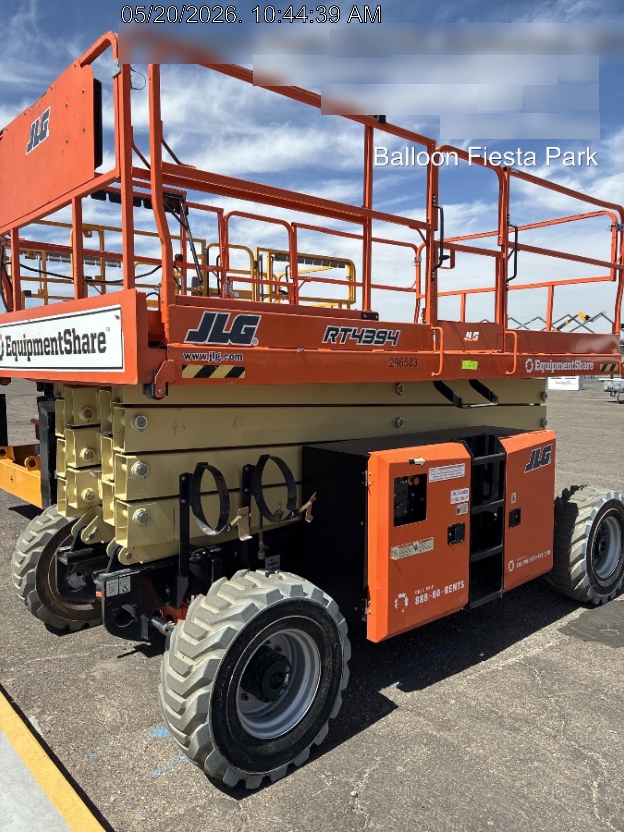 2023 JLG RT4394