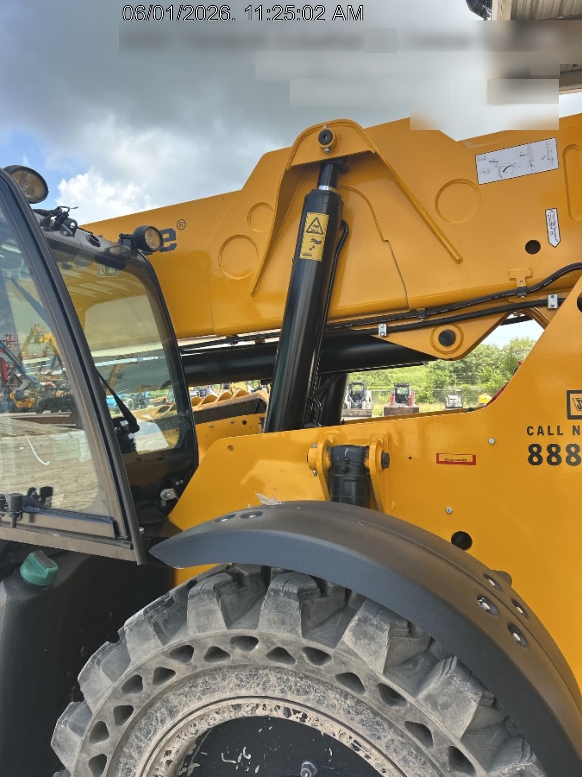 2025 JCB 514-56
