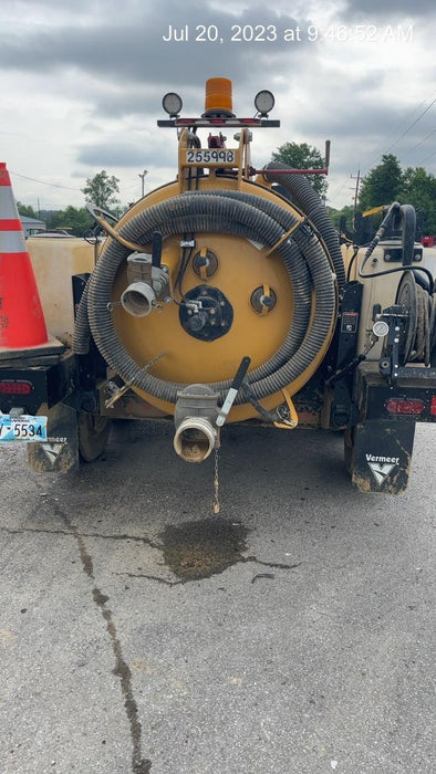 2022 Vac-Tron LP573XDT T4 Koehler Diesel Engine, 500 Gallon Debris Tank, x2 100 Gallon Water Tanks