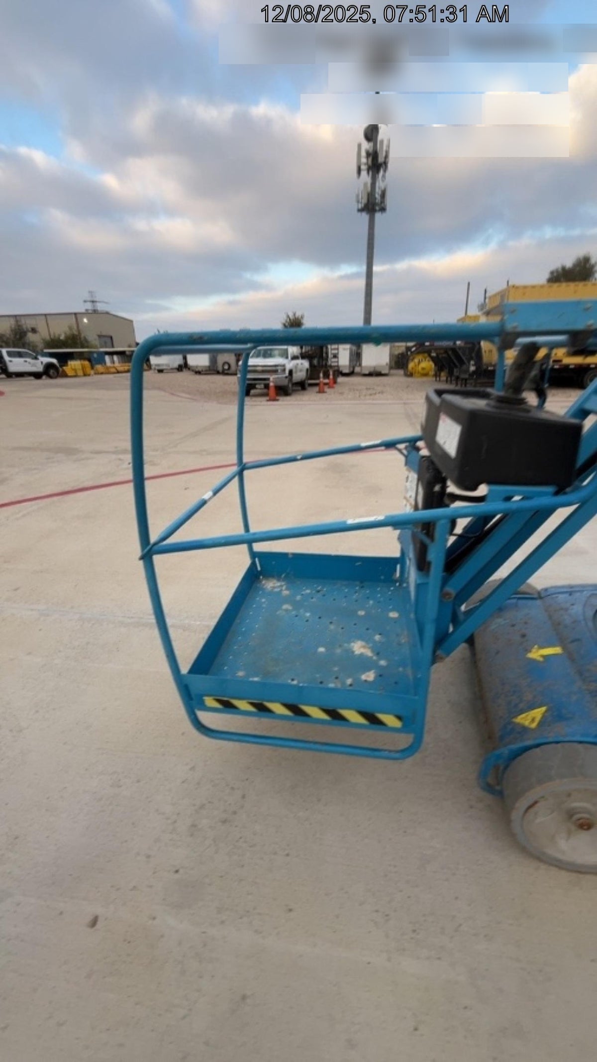 2020 GENIE GR-26J