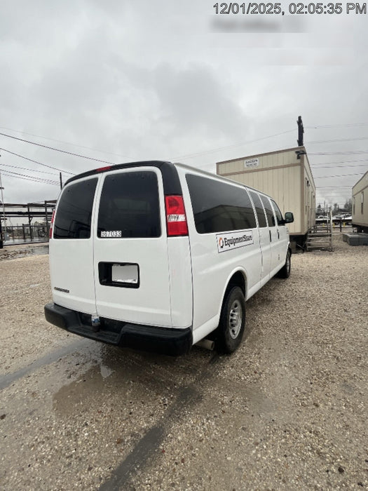 2023 CHEVROLET Express Van - Rental