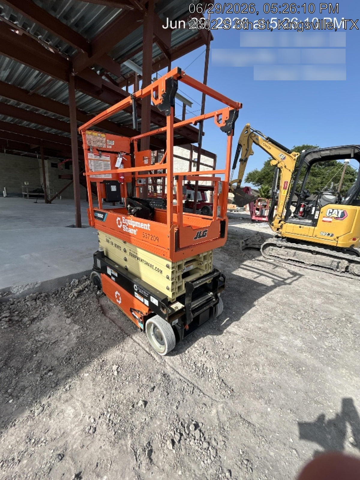 2025 JLG ES1932