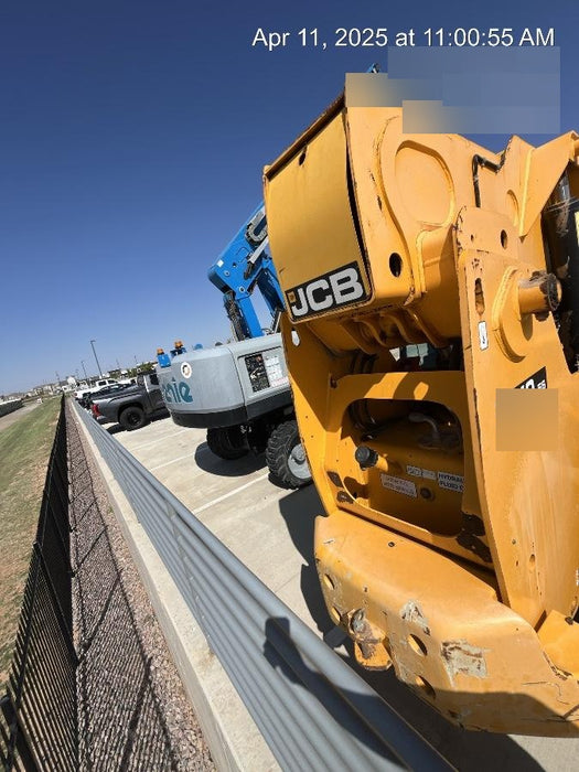 2019 JCB 510-56 74 HP w/CAB/HVAC, Beacon, Worklights, Aux Hydraulics, Foam Filled Tires w/60" Carriage/Forks