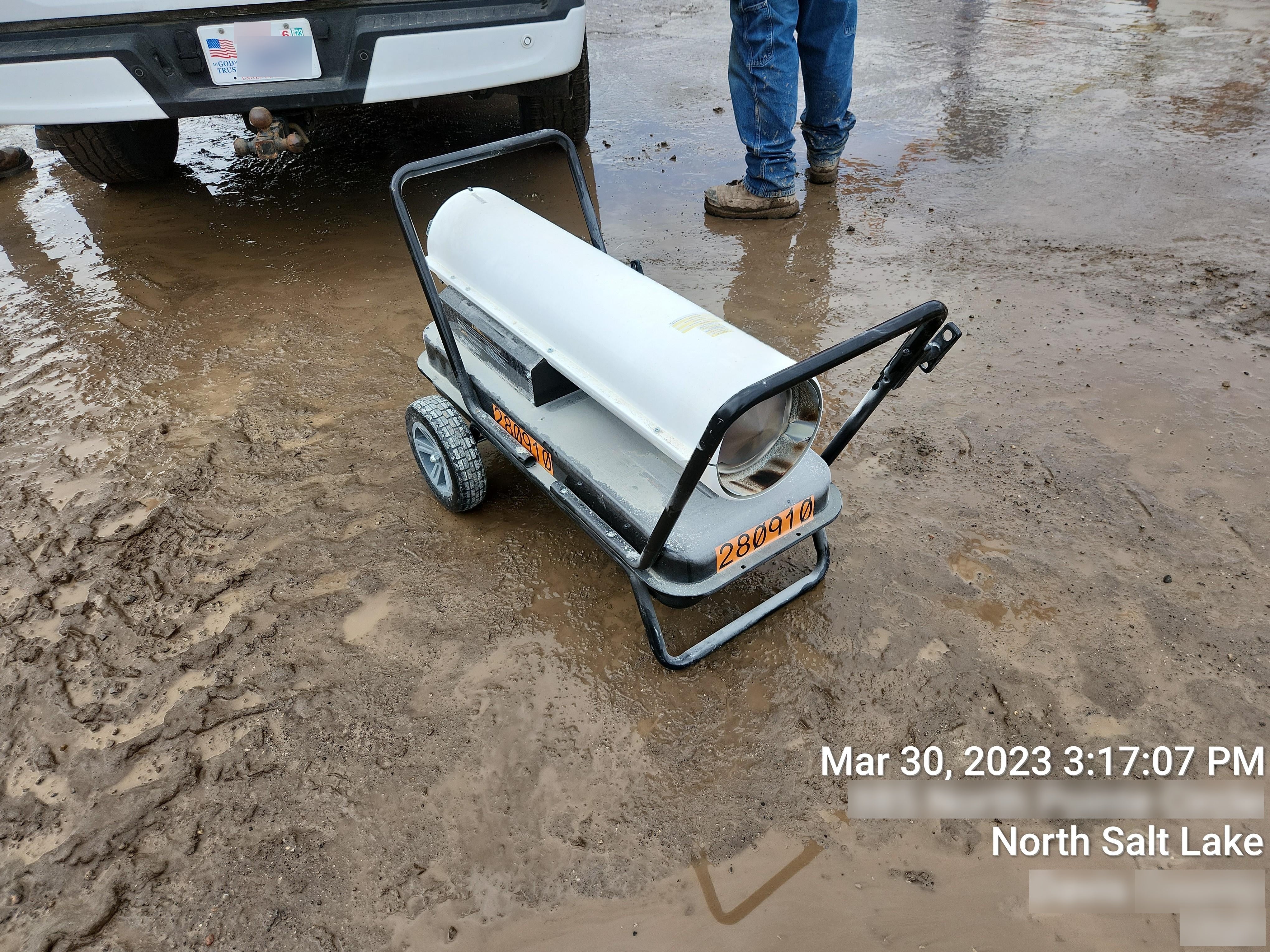 2022 LB WHITE Tradesman K175