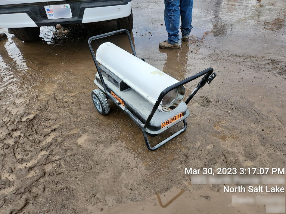 2022 LB WHITE Tradesman K175
