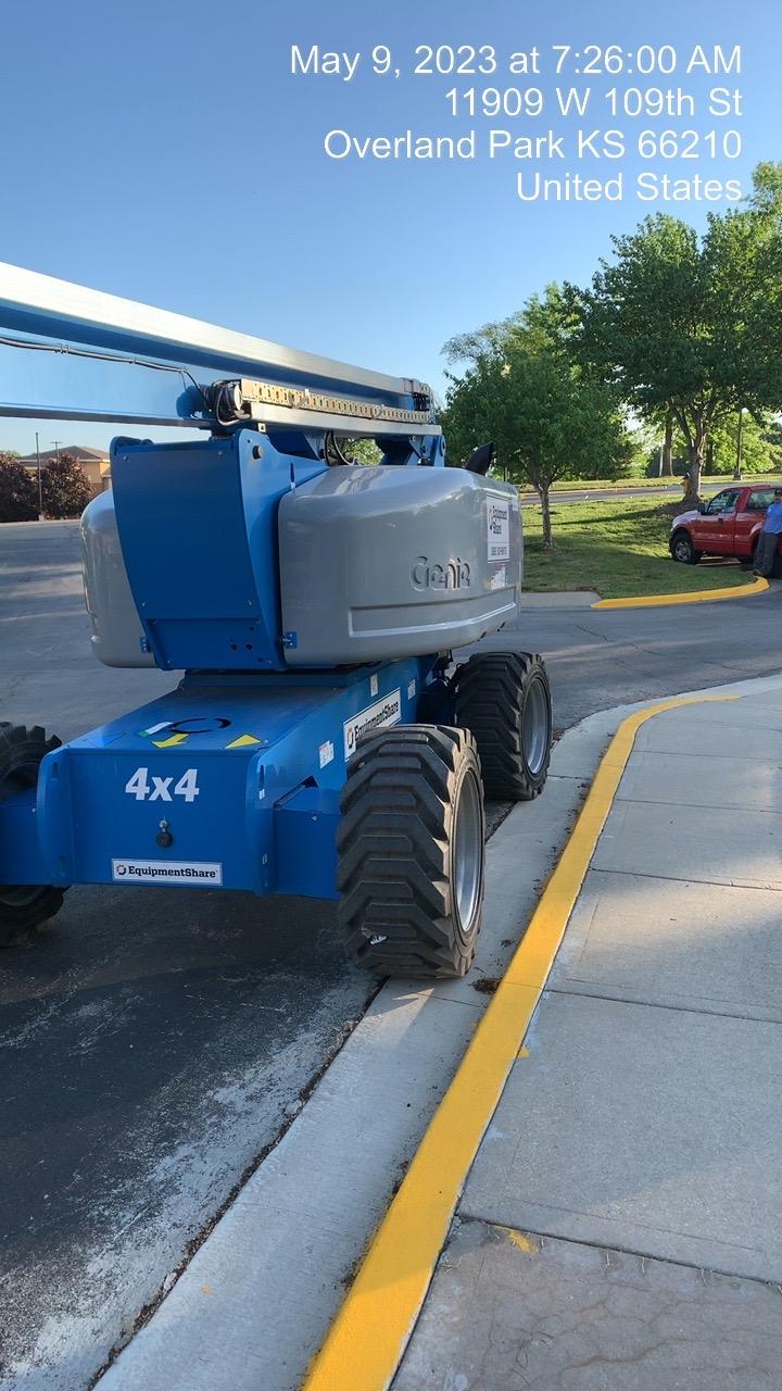 2023 GENIE Z-80/60