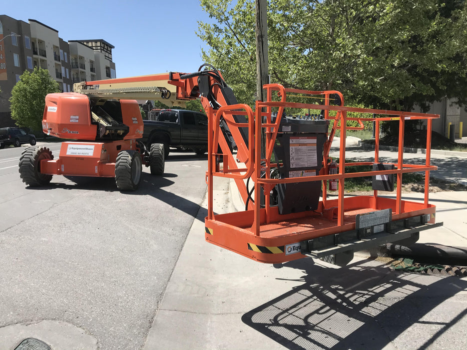 2020 JLG 660SJ