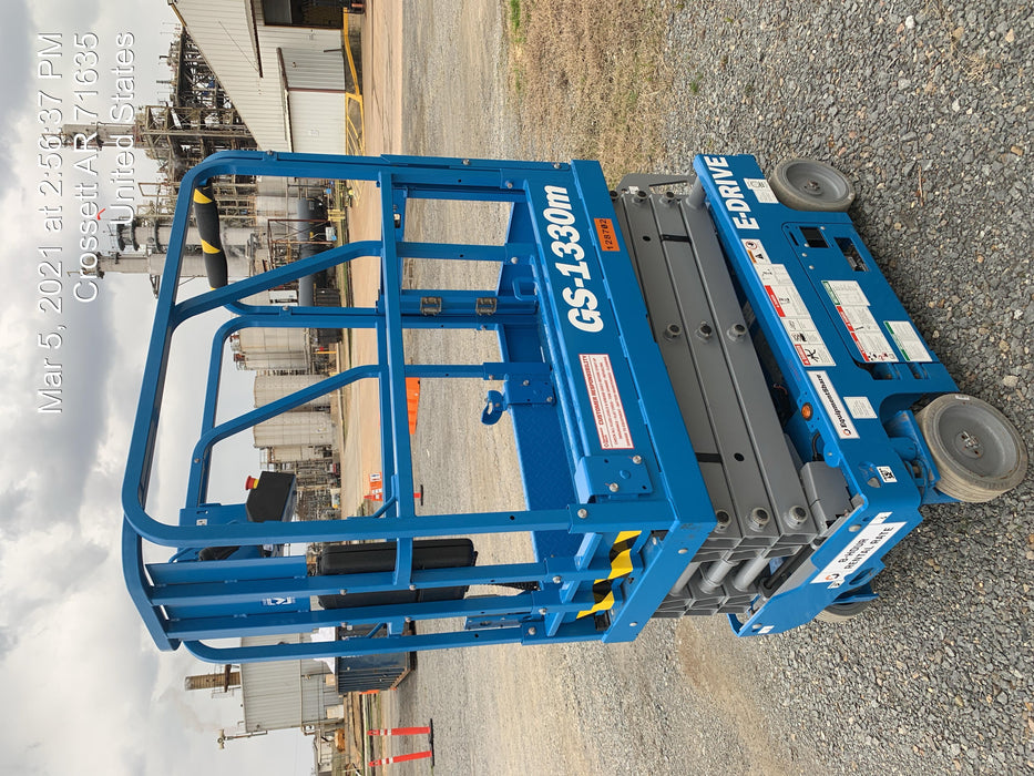 2021 GENIE GS-1330m