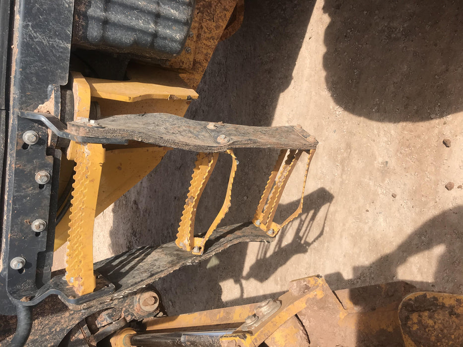 2019 JOHN DEERE 672G