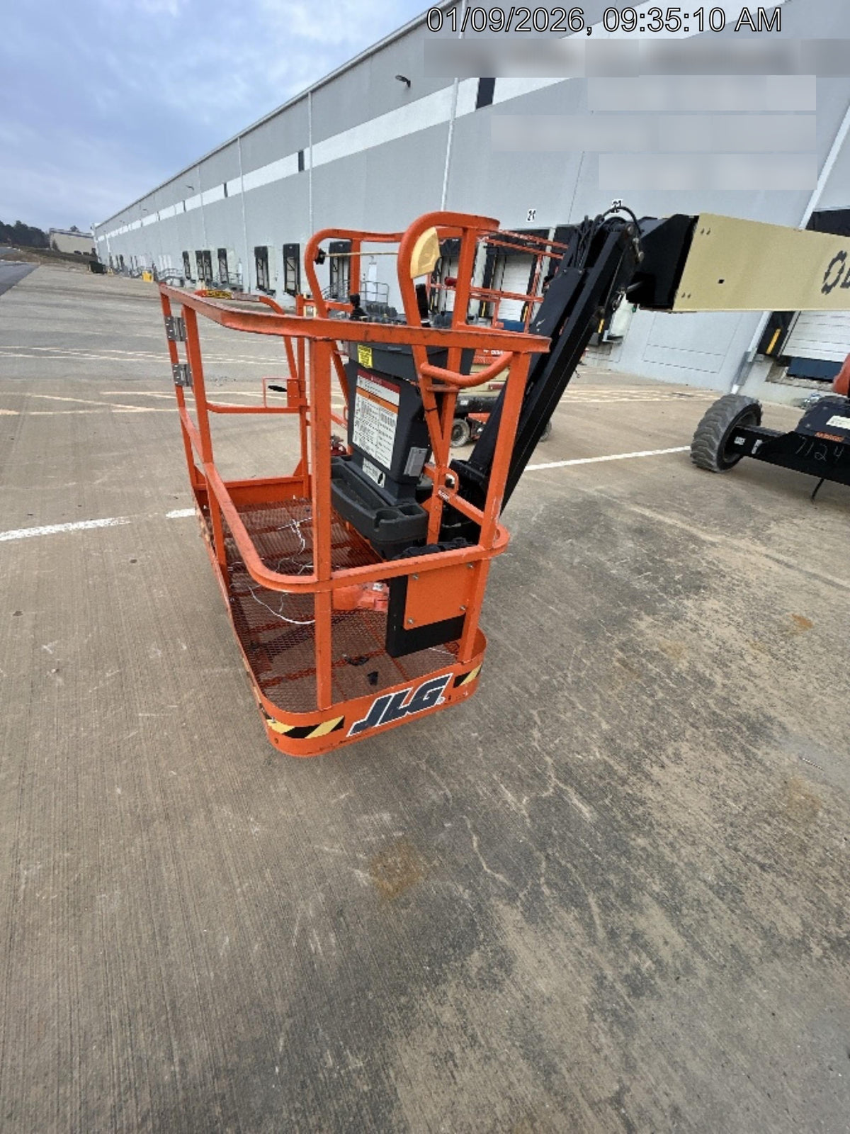 2023 JLG EC600SJ