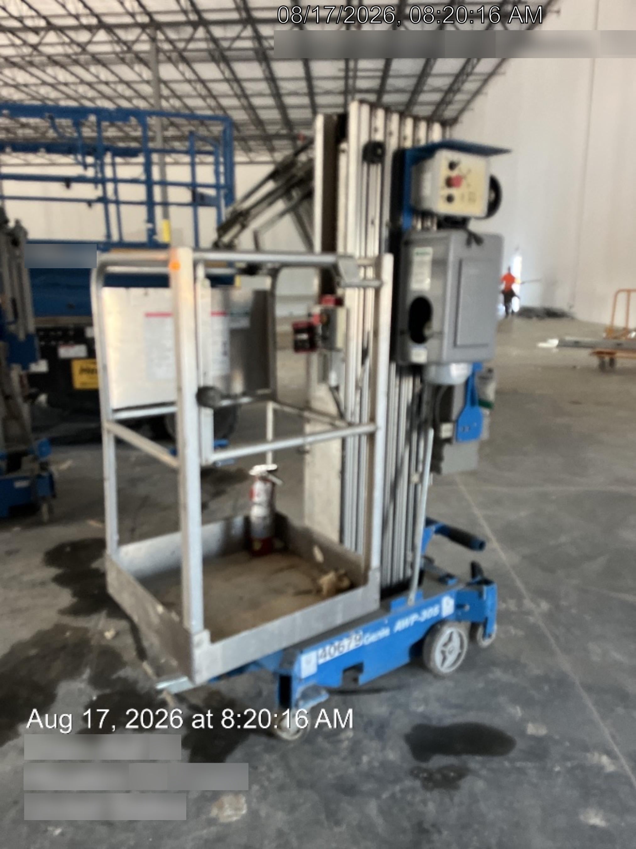 2019 GENIE AWP-30S