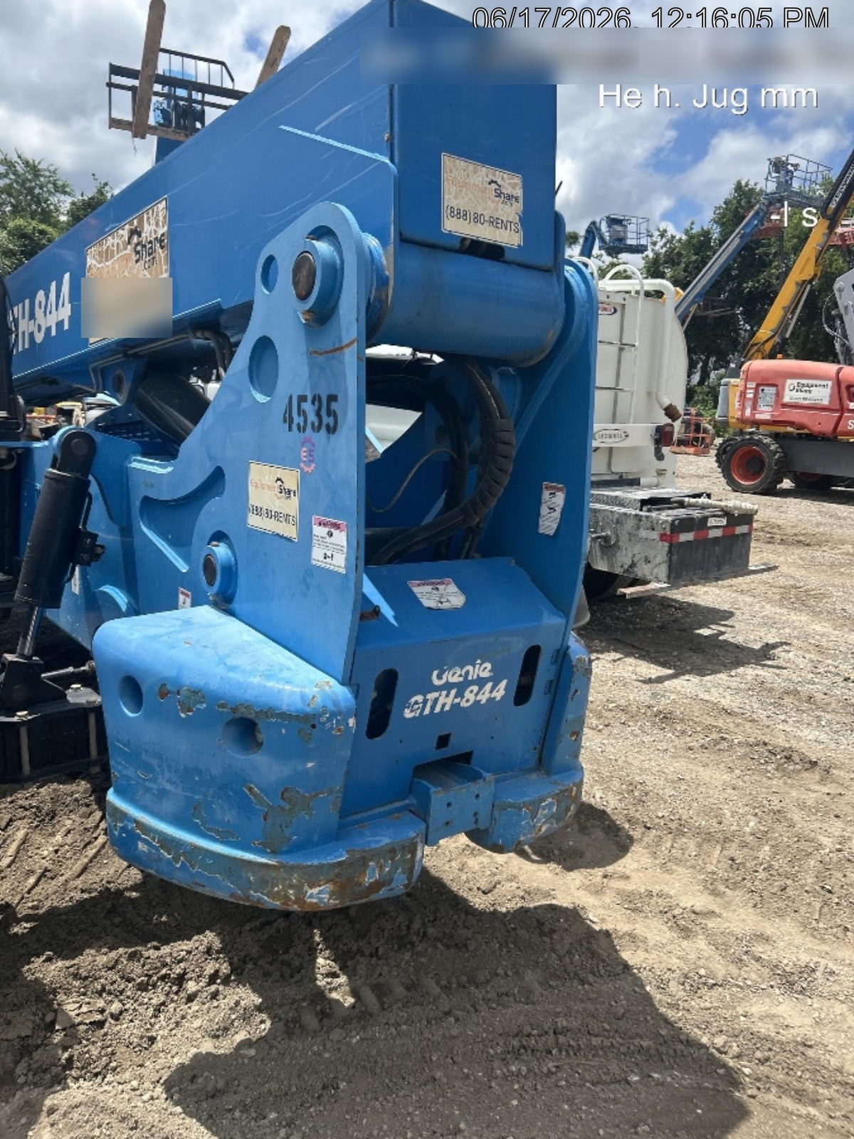 2017 GENIE GTH-844