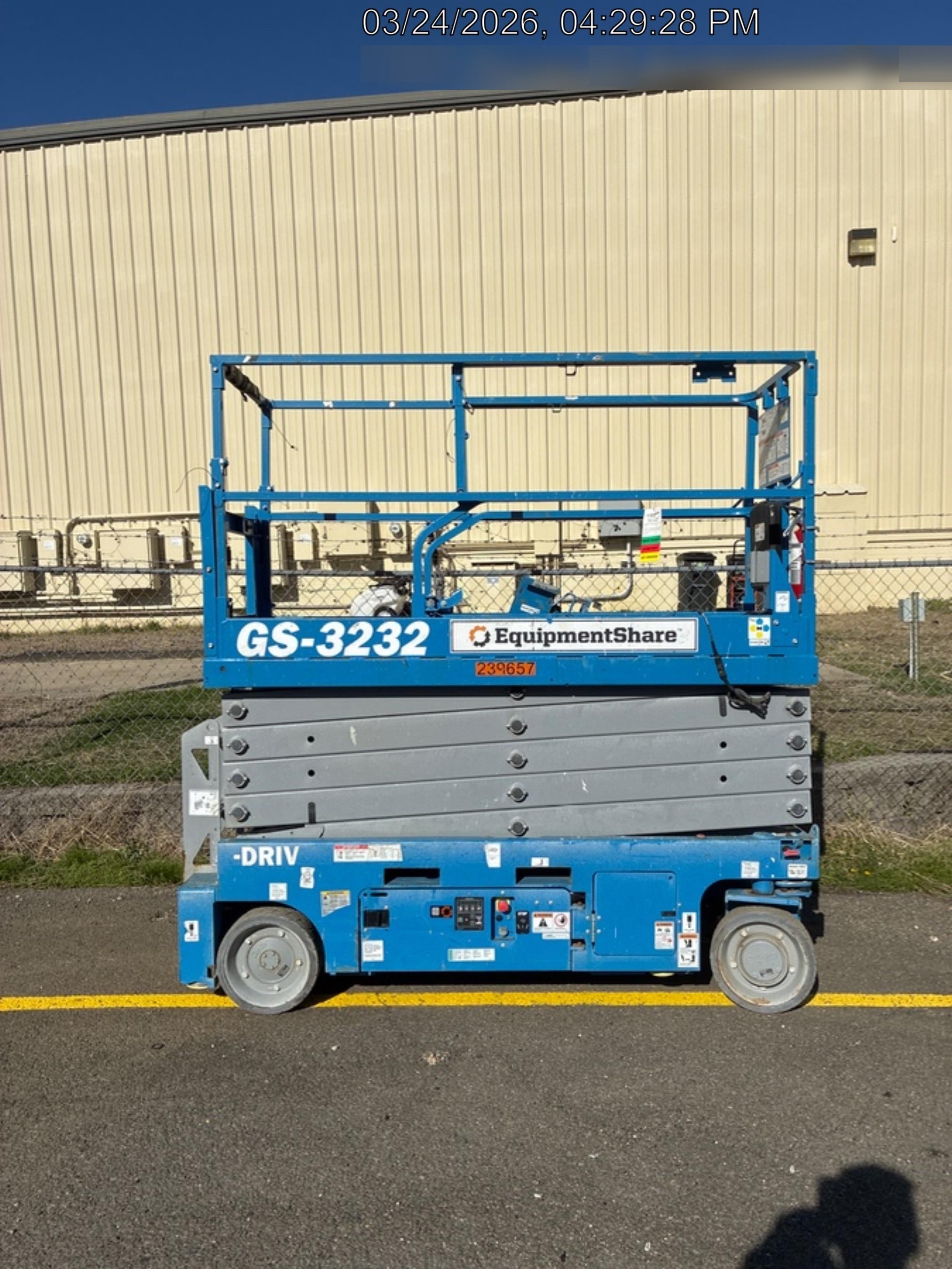 2022 GENIE GS-3232