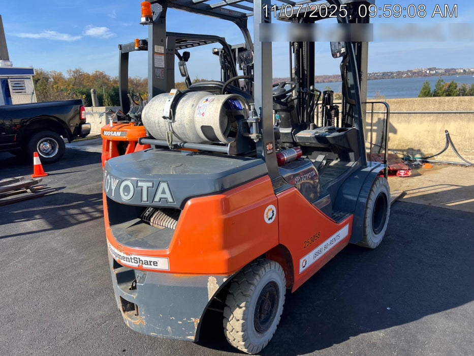 2022 TOYOTA 50-8FGU25