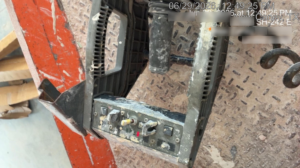 2016 JLG 1930ES