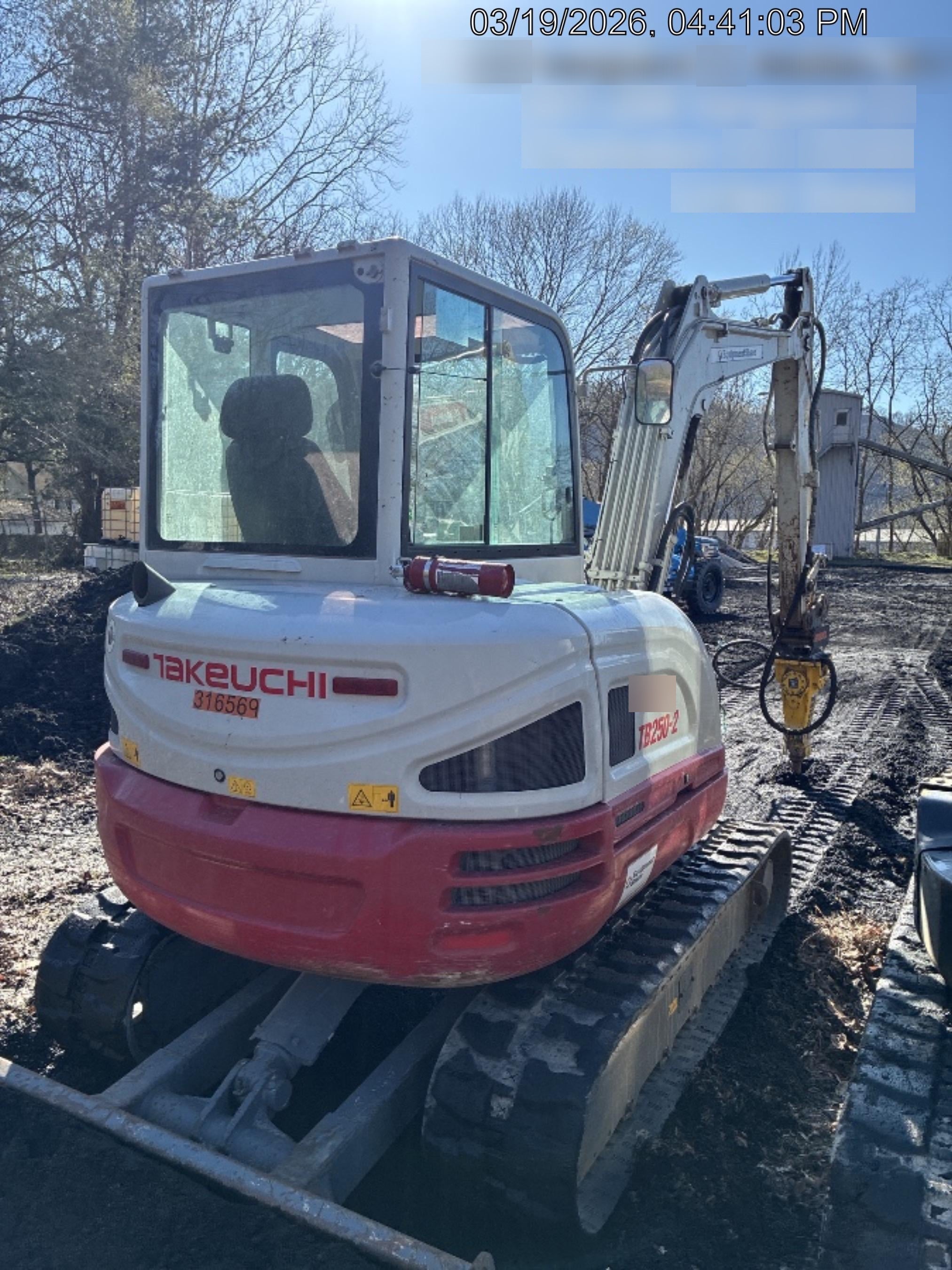 2023 TAKEUCHI TB250-2CR