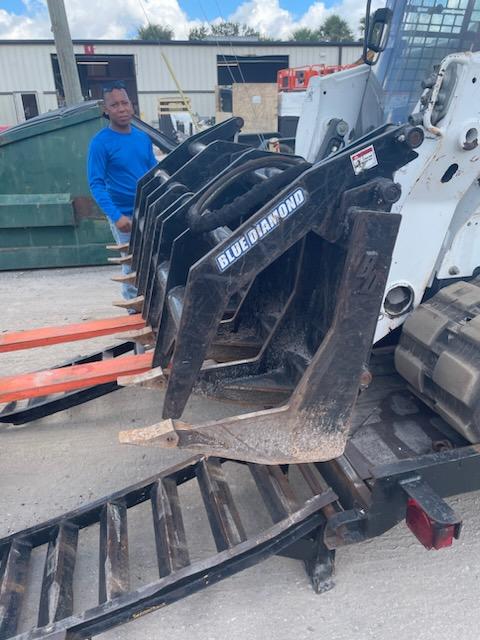 2022 BLUE DIAMOND 106525