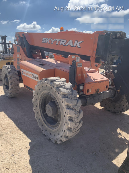 2018 Skytrak 8042 JLG Skytrak 8042, Solid Tires (shipping-Boss), Open ROPS, Beacon and Work Light Package