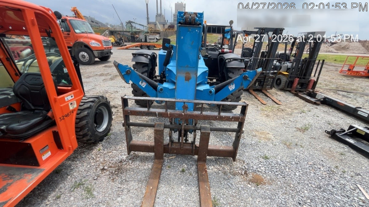 2017 Genie GTH-1056 Genie GTH1056