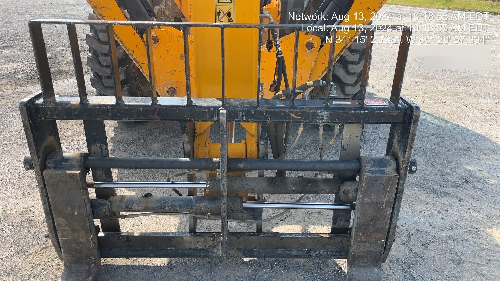 2021 JCB F7377
